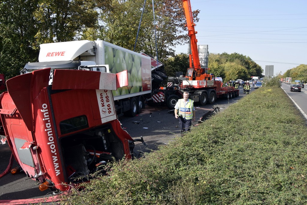 Schwerer VU PKlemm A 57 Rich Innenstadt Hoehe Koeln Chorweiler P054.JPG - Miklos Laubert